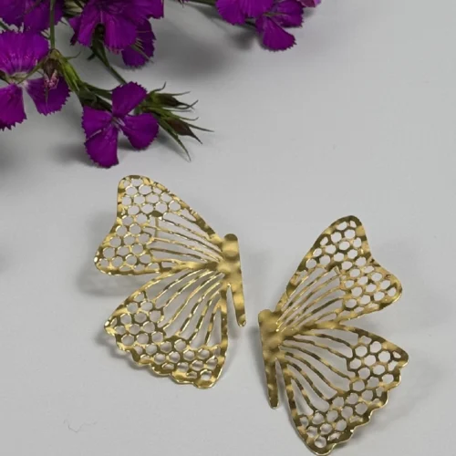 Metamorphosis-earrings-crafted-in-18k-gold-plated-bronze