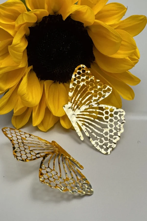 Metamorphosis-earrings-crafted-in-18k-gold-plated-bronze